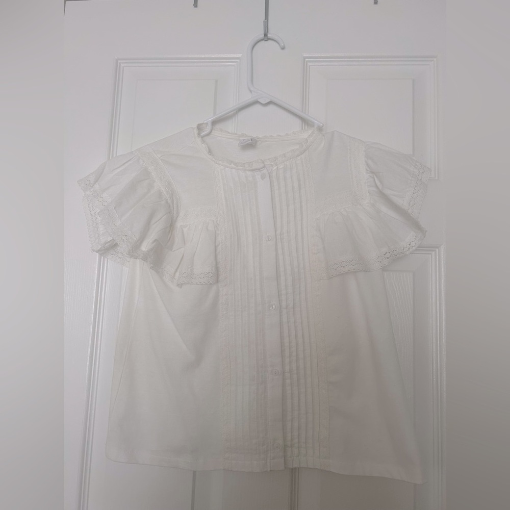 a nice cotton shirt that can be worn formally or casual